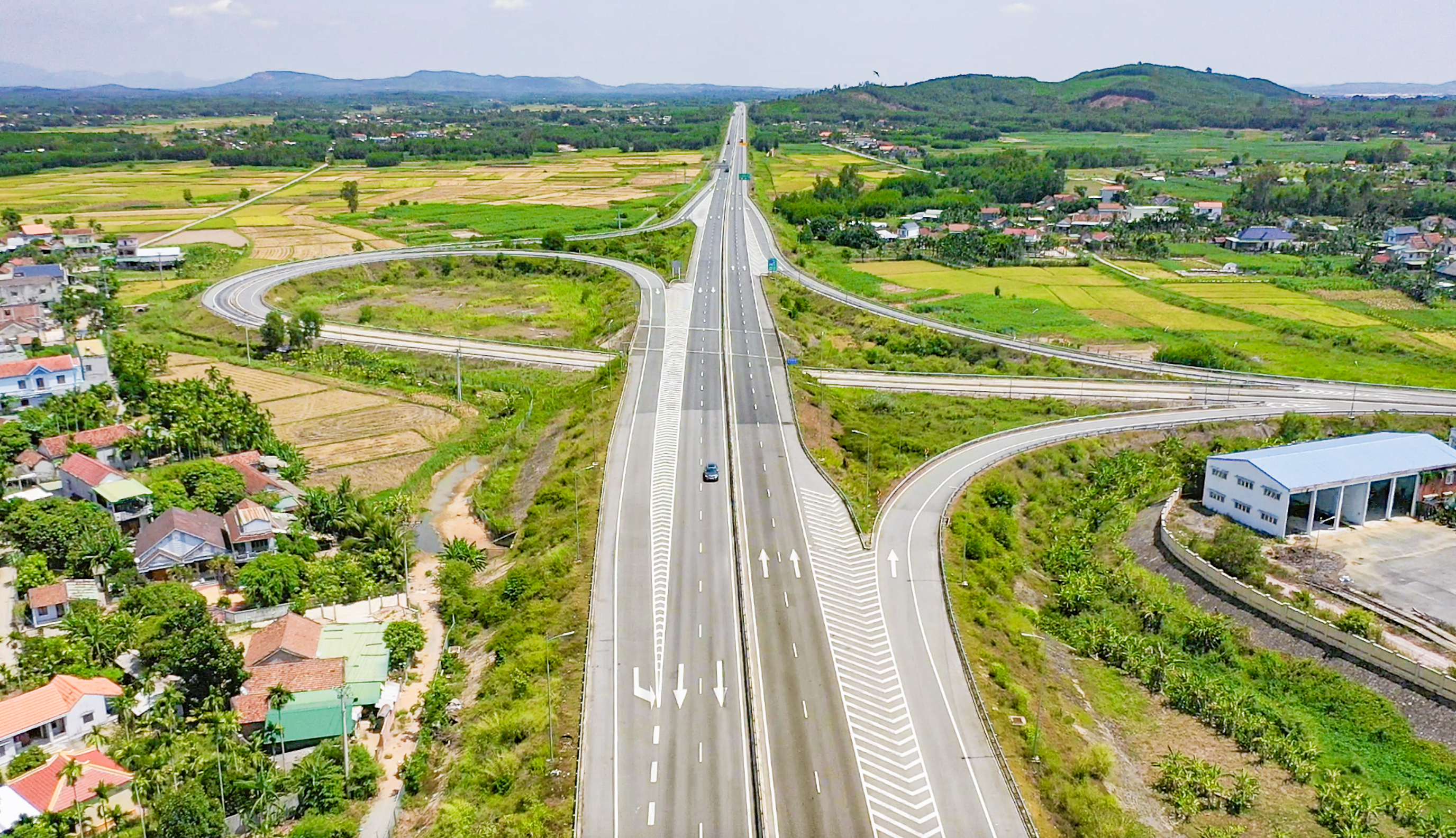 THÔNG TIN KẾT QUẢ LỰA CHỌN NHÀ THẦU gói thầu ĐDX-ĐNQN-Km36